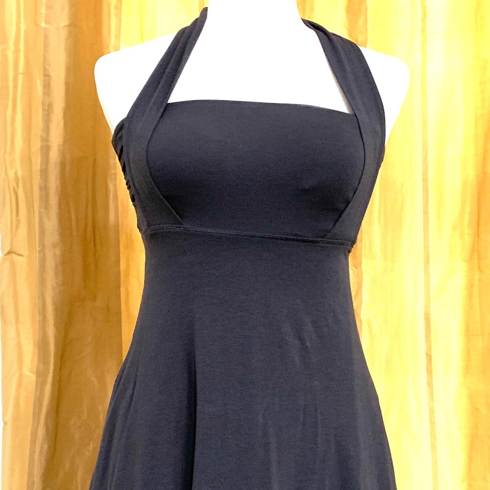 LULULEMON DRESS WOMENS SIZE 2